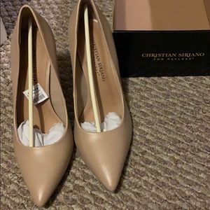 Nude heel never worn